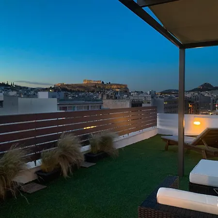 Stunning Panoramic View, 2 Minutes Metro Apartamento