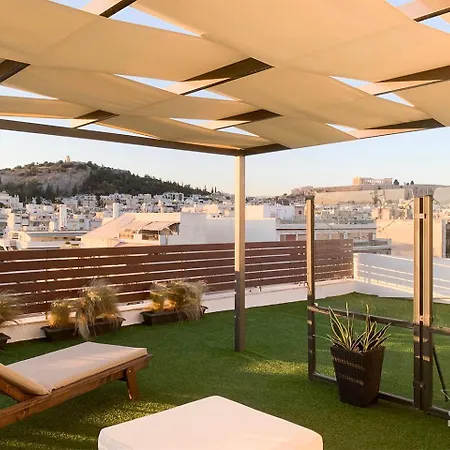 Stunning Panoramic View, 2 Minutes Metro Apartment Athens